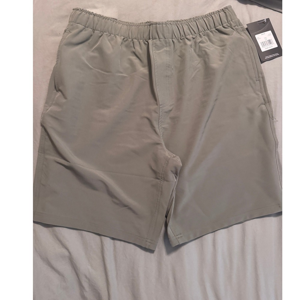 Swiss Alps Mens Classic Pull On Short Sprig Green Water Repellent Large